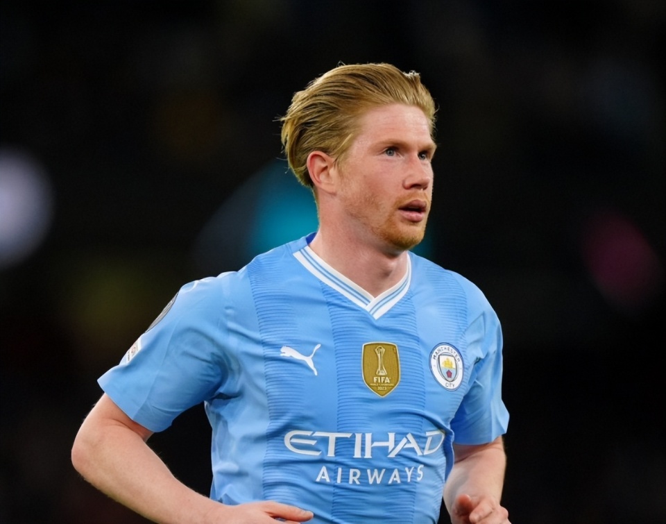 小麦惊天倒钩 苏格兰4-2丹麦晋级世界杯