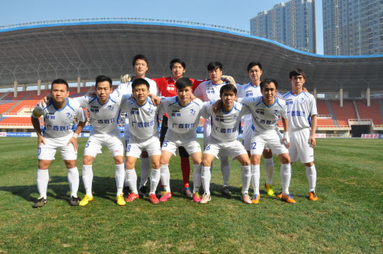 NBA：勇士末节发力 击败灰熊