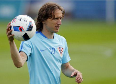 亨利：我和温格瓜帅都有过矛盾但没公开，萨拉赫应维护俱乐部