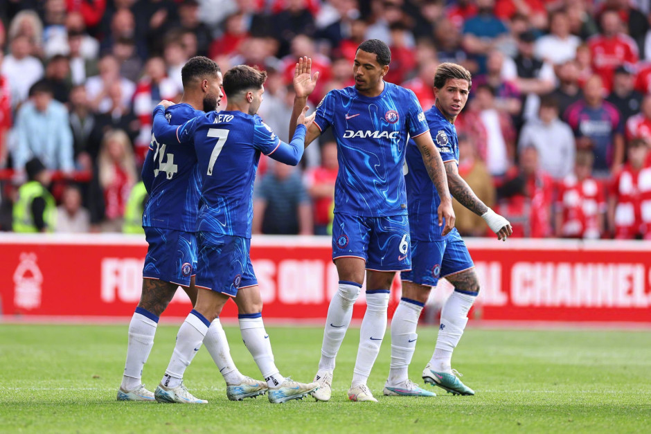 杰克逊在采访中谈到他年轻时朋友们总叫他内马尔：